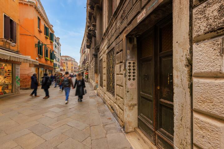 Corte sconta gallery image 2