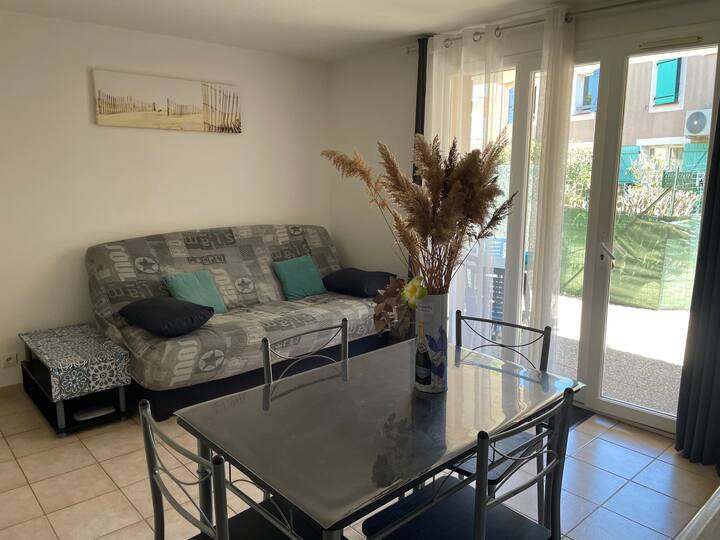 T2 Jardinet à 600 M De La Plage - Torreilles