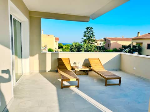 Blu Mare: Luxury Villa with a terrace overlooking the sea