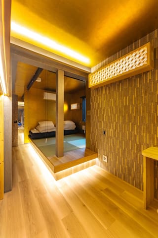 [瑞] 10 mins to Shinjuku, 9ppl , 2 baths, tatami