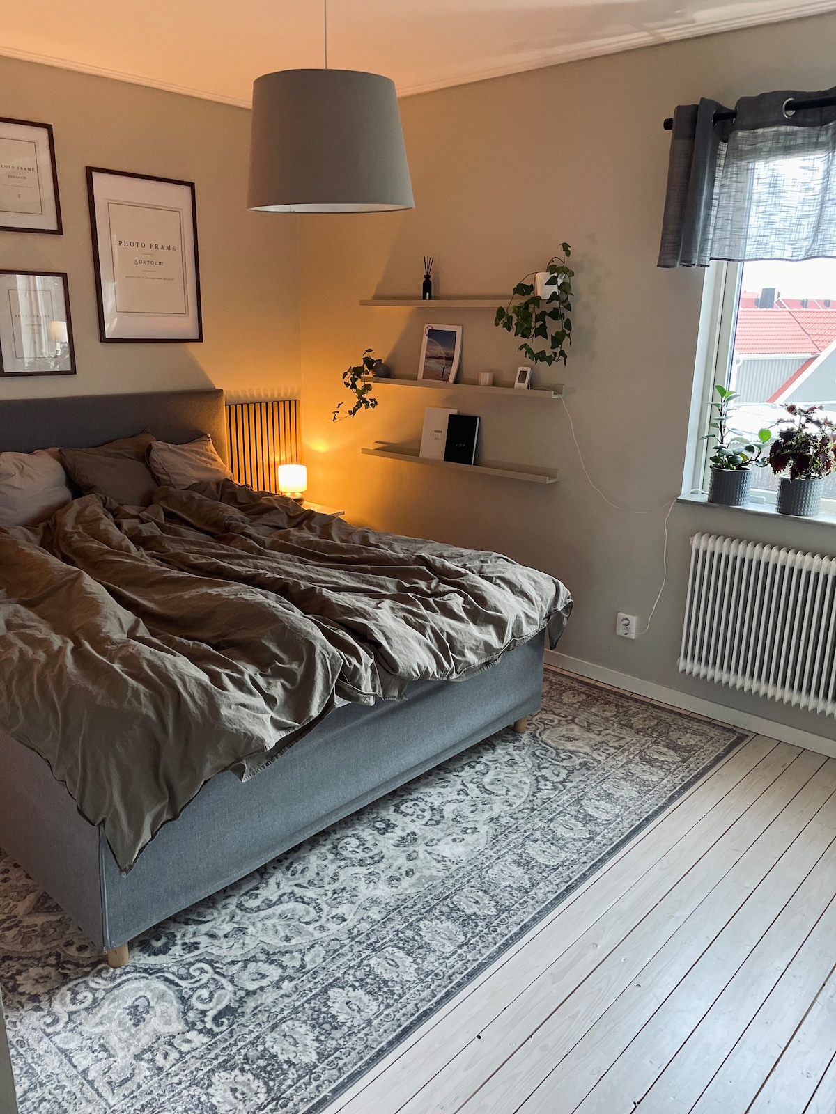 Schlafzimmer 1