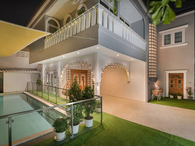 Pool Villa 700m to ThongLor BTS + Airport Transfer gallery image 3