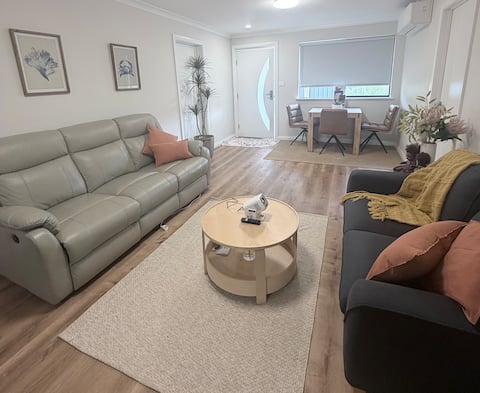 Top performing Airbnb: 2B Home Away 2x2 - Unit 2B in City Of Kalgoorlie Boulder