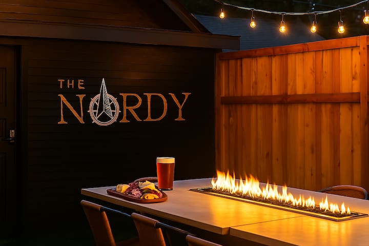 Arcade Room | 5 Min To Downtown | Putting Green