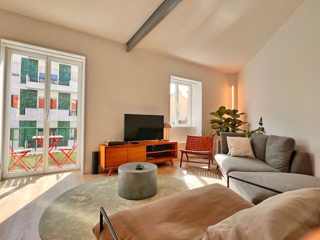 Amoreiras 2 bedroom apt
