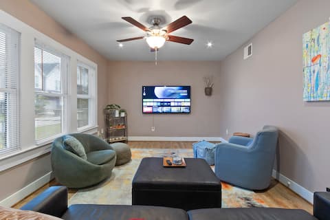 Successful Airbnb property: Entire 3BR/1BA home w dedicated office, big yard in Central Northwest