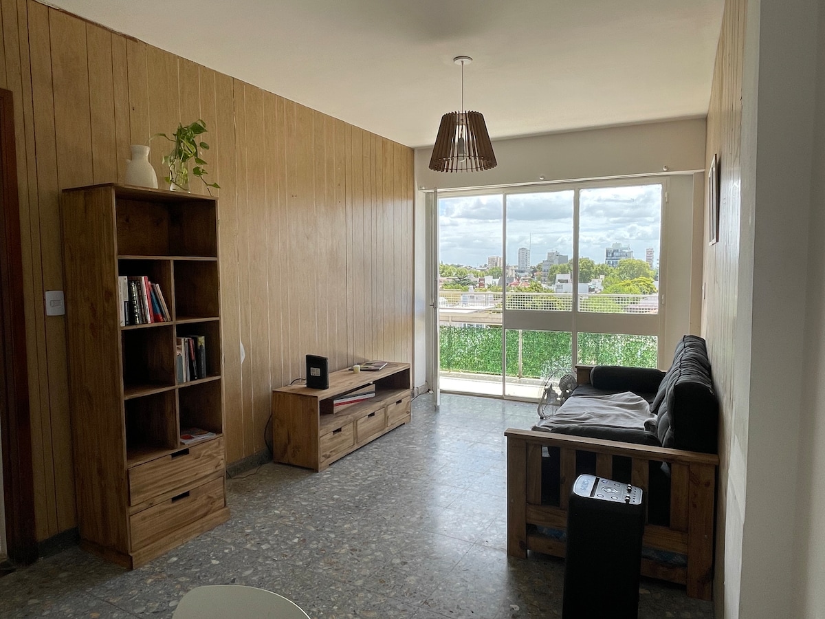 Departamento de 2 ambientes en Villa del Parque con balcón
