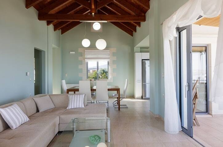 Βίλα ΤΗΑΜΙ μαγική θέα gallery image 4