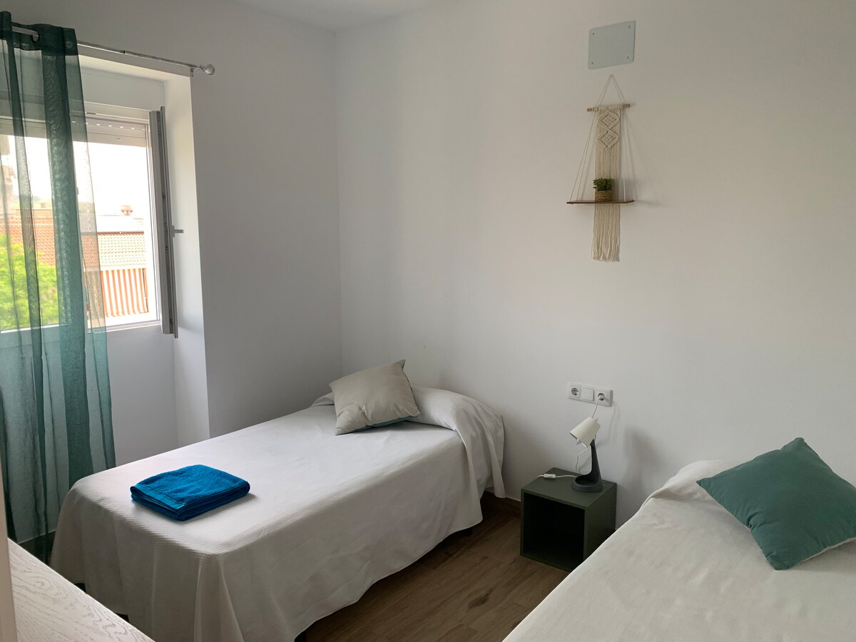 غرفة النوم 2