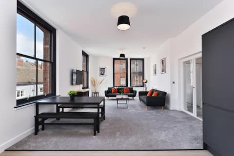 Apt 3, 15 West Street