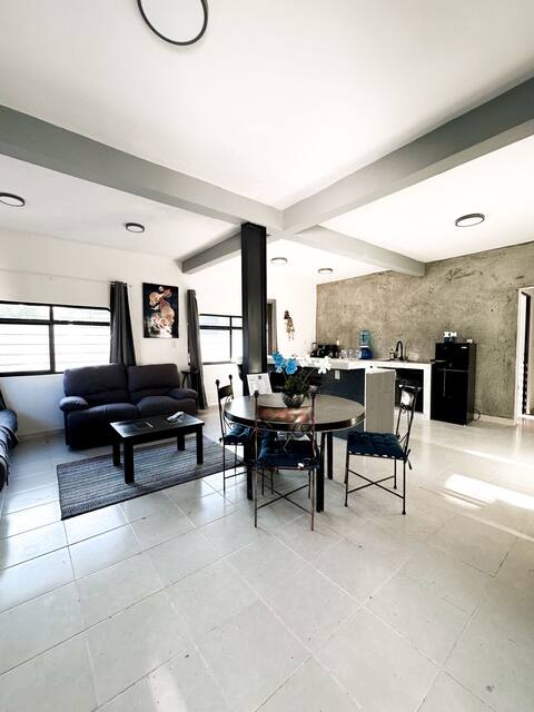 Pichones Apartment