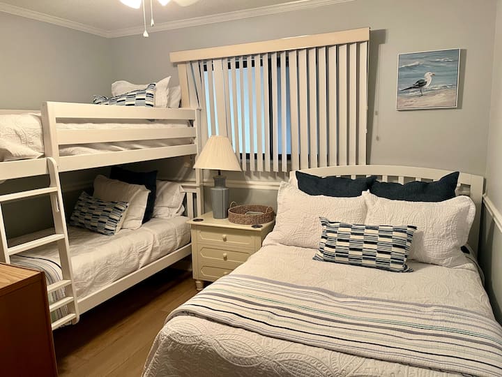 Schlafzimmer 2