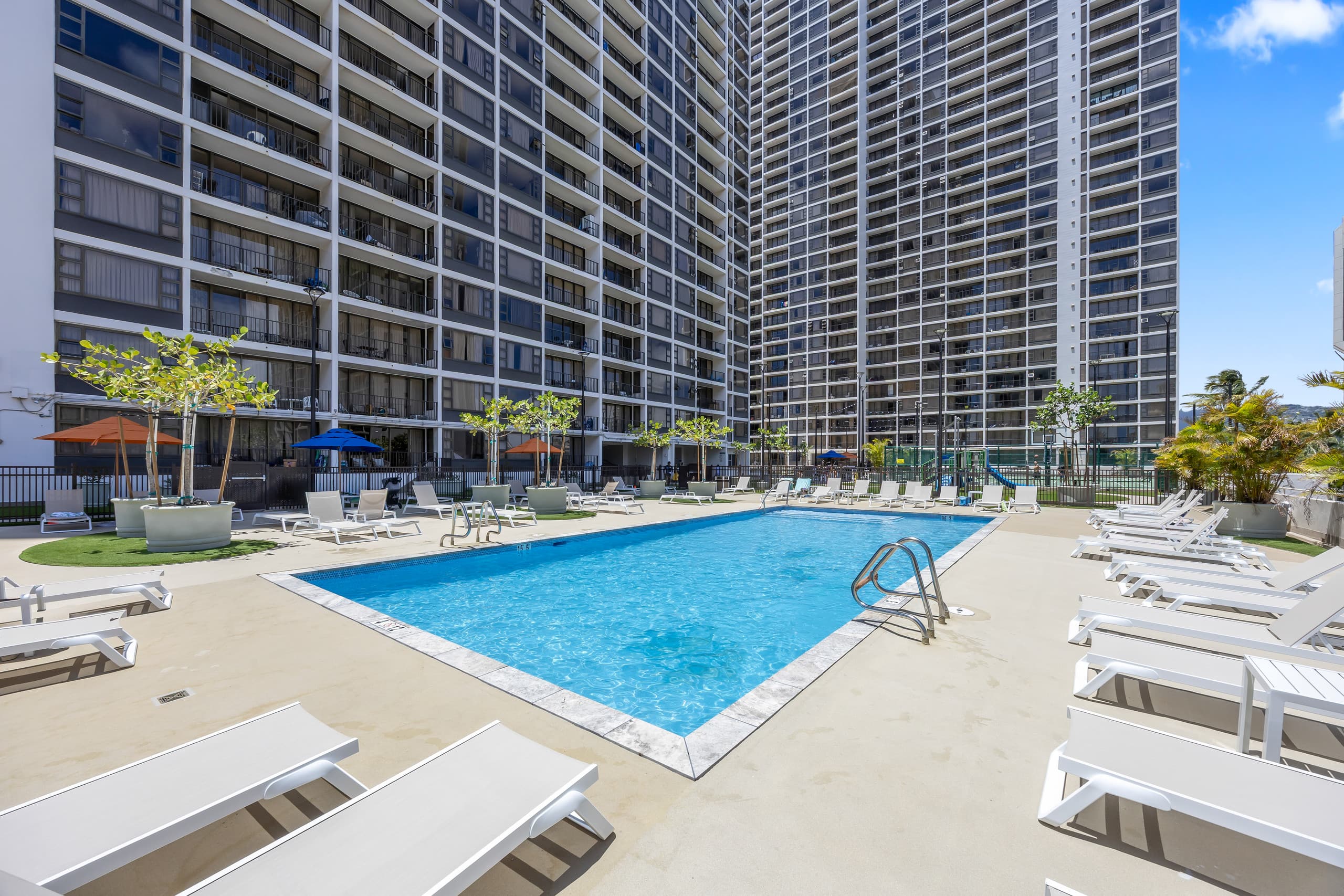Condo in Honolulu · ★4.97 · 1 bedroom · 3 beds · 1 bath - Image 38