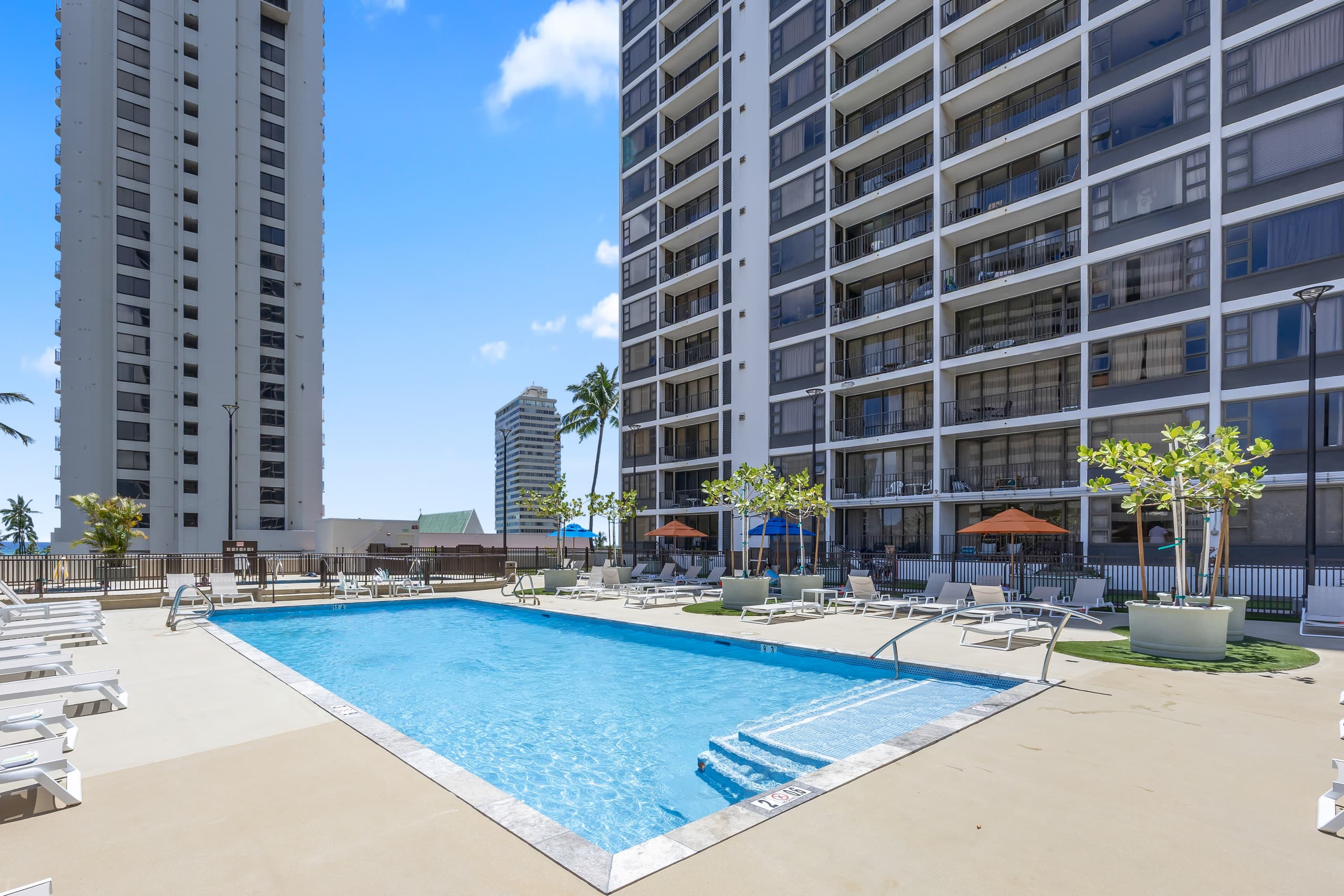 Condo in Honolulu · ★4.97 · 1 bedroom · 3 beds · 1 bath - Image 35