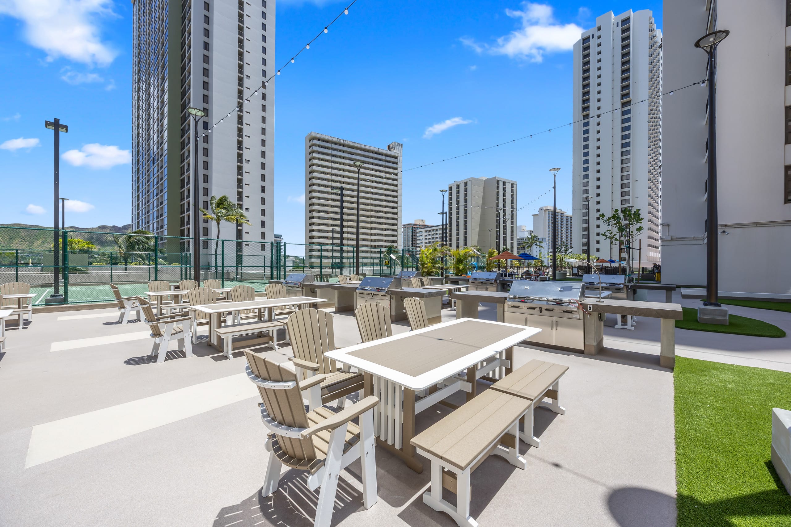 Condo in Honolulu · ★4.97 · 1 bedroom · 3 beds · 1 bath - Image 33