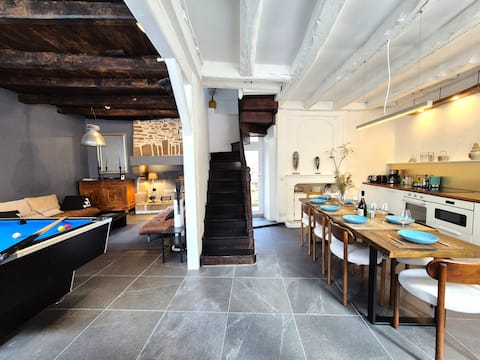 Top performing Airbnb: 1777 gem • Historic center • Parking included in Dinan