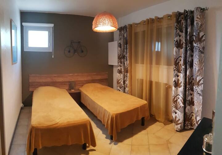 غرفة النوم 1