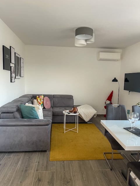 Top Airbnb: Lumios | Sunny Balcony + Walk to Old Town in Grad Trogir