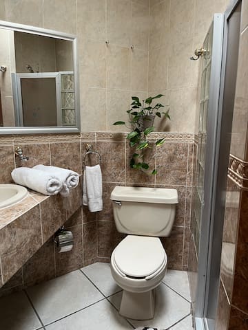 León León Design managed Airbnb listing 3