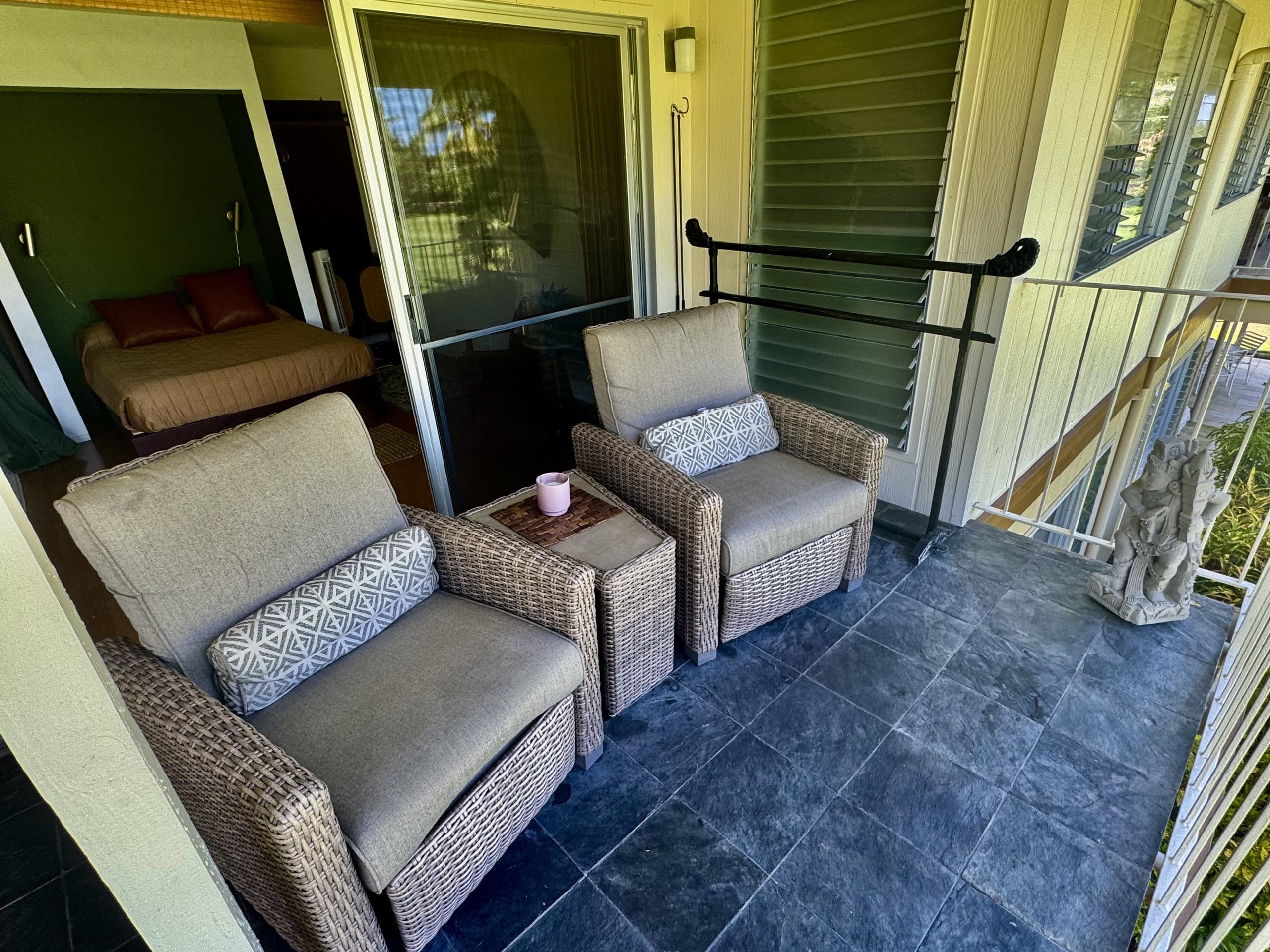 Condo in Kailua-Kona · ★4.81 · 2 bedrooms · 2 beds · 2 baths - Image 43