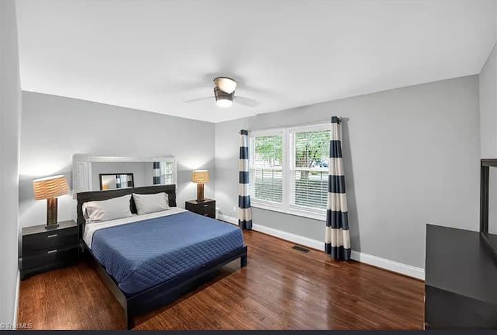 غرفة النوم 2