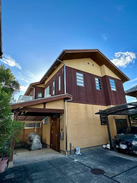 [One-family house FUKUYA Villa, up to 11 people] 800m from Kii Tanabe Station, supermarket nearby, c