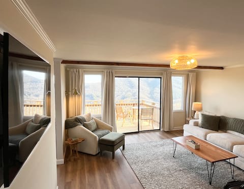 Popular Airbnb listing: Grandfather’s Nook in Seven Devils
