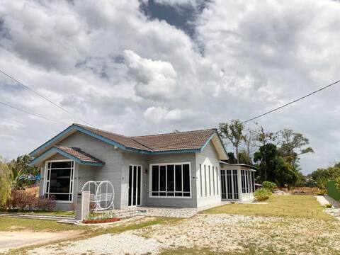 The Grey House Homestay Pontian