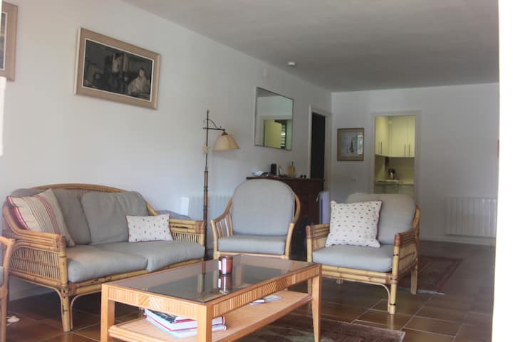 Lovely 3 Bedroom Apartment -Calella De Palafrugell - Costa Brava