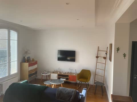 Lovely 2 rooms close to the woods and the city center