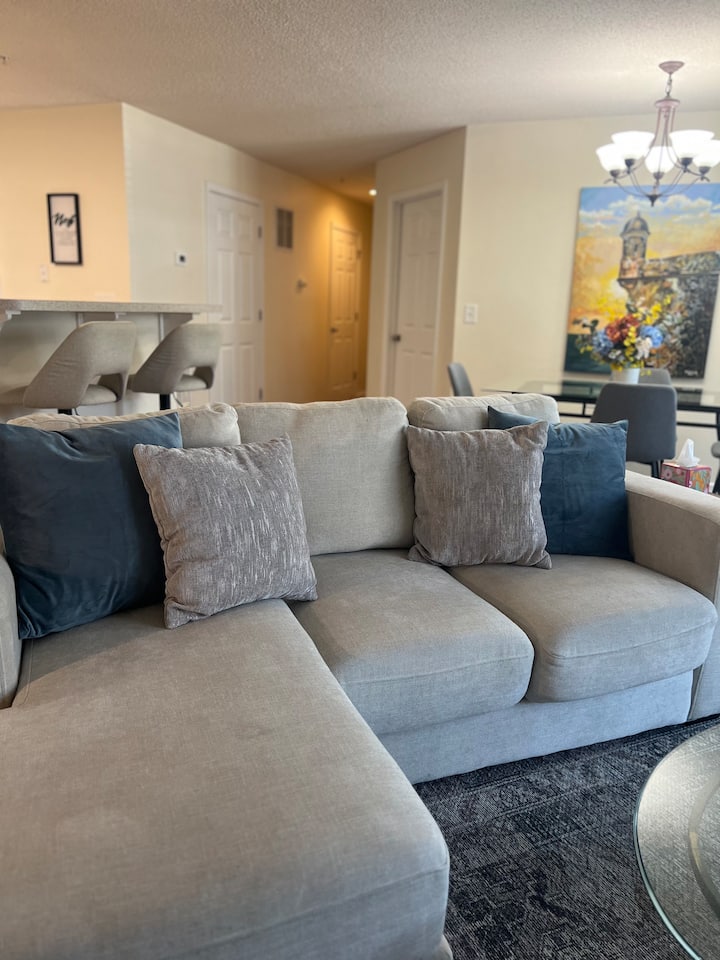 Comfortable Ground Floor Apartment 2br/2ba - Greensboro, NC