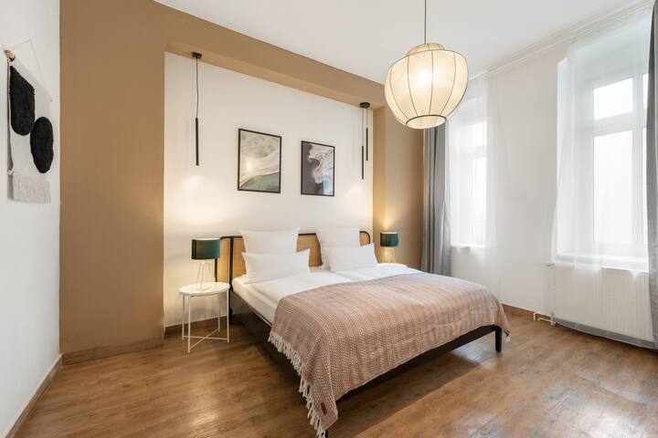 Holiday 33 Apartment L – 8 Rooms, 3 Baths (190m²) gallery image 4