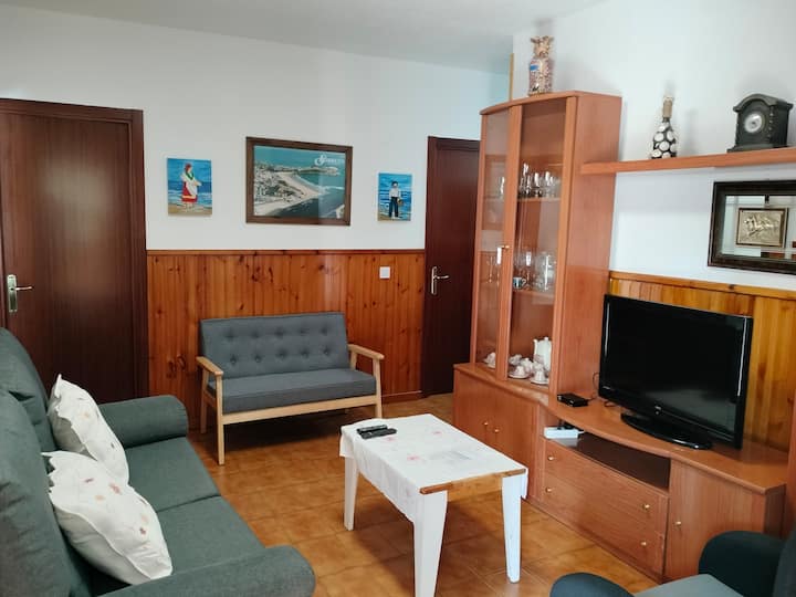 Disfruta De Vivienda, Barbacoa, Tumbonas, Cenador. - Santillana del Mar