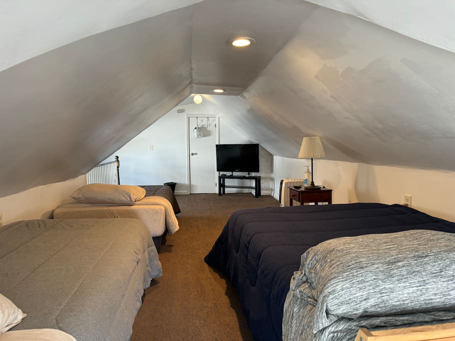 Nice and big attic, 3 people