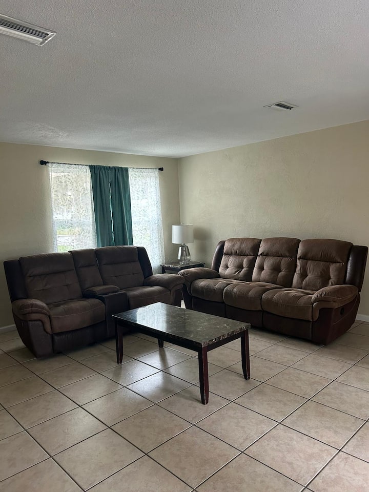 Vacation House - Daytona Beach, FL
