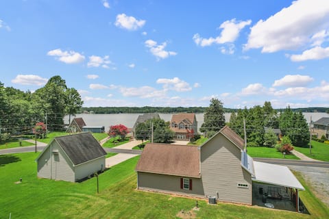 Lakefront Paradise with Sunset Views & Guesthouse!