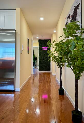 Newark SuperHouse – Perfect for Large Groups gallery image 5