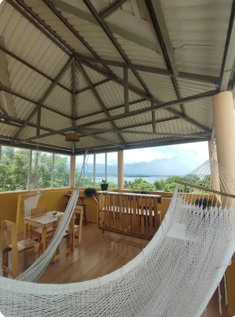 La Casa Colorada - Family Room