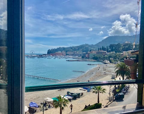 Top Airbnb: Sea View Historical Loft Apartment a Santa Margherita Ligure