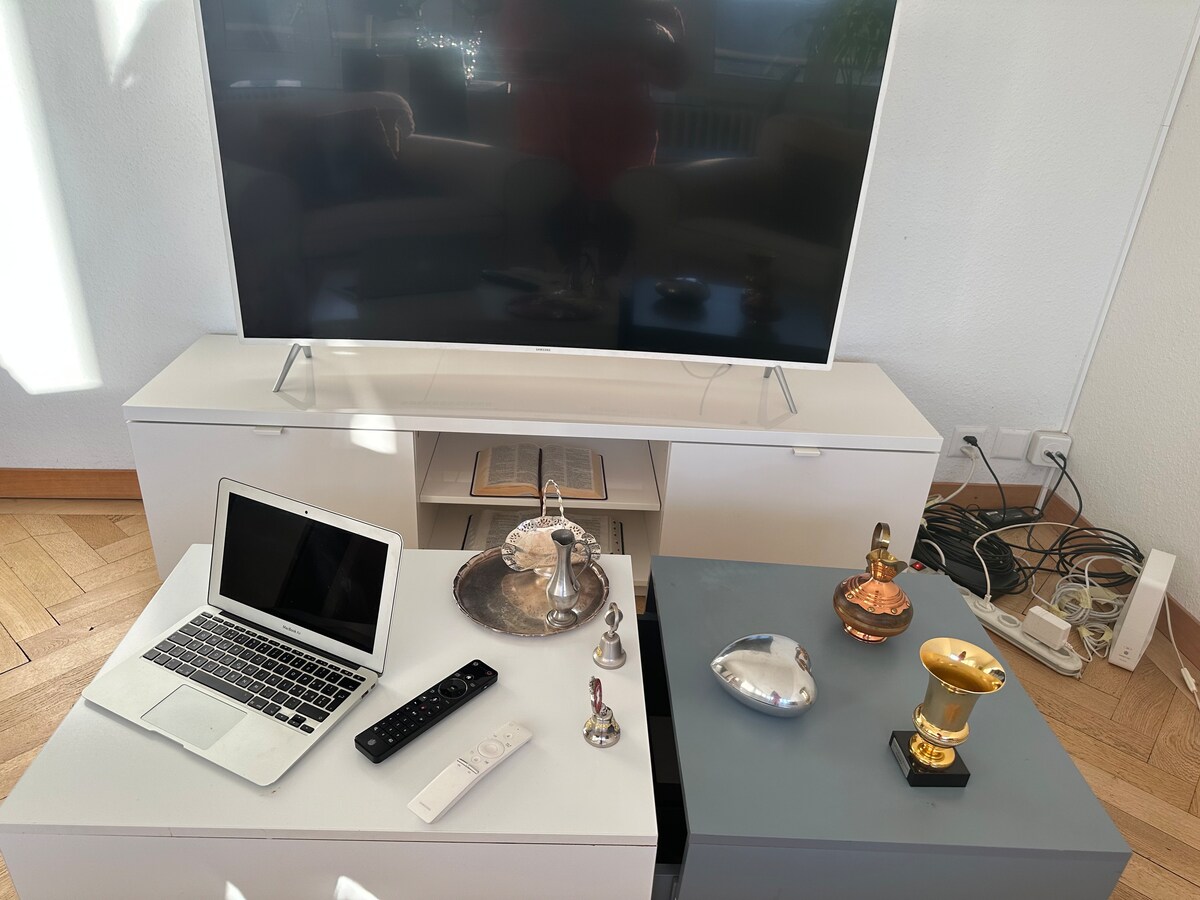 Popular Airbnb listing: Comfortable 1 bedroom apartment in Grottes Et Saint Gervais