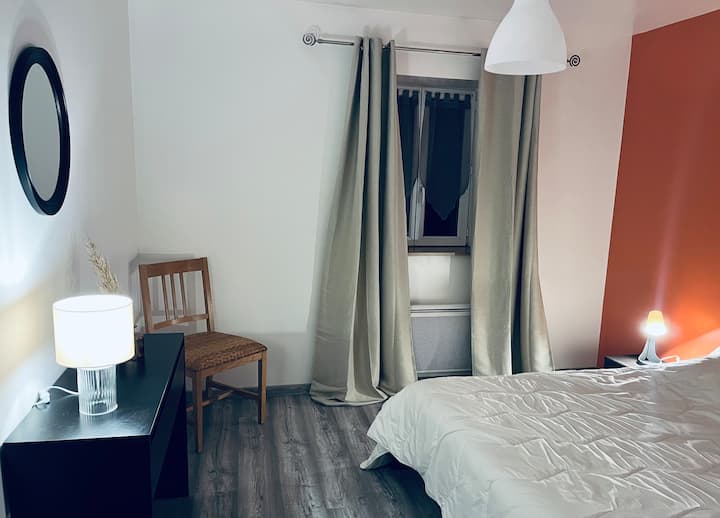 საძინებელი 1