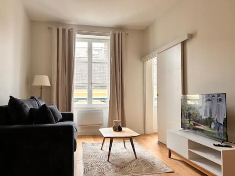Propriété Airbnb réussie: Chic&cosy retreat, steps from RER in historic town à Saint Germain En Laye