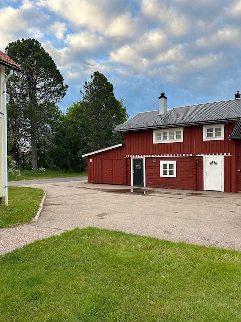 Apartment in two floors, close to city center.