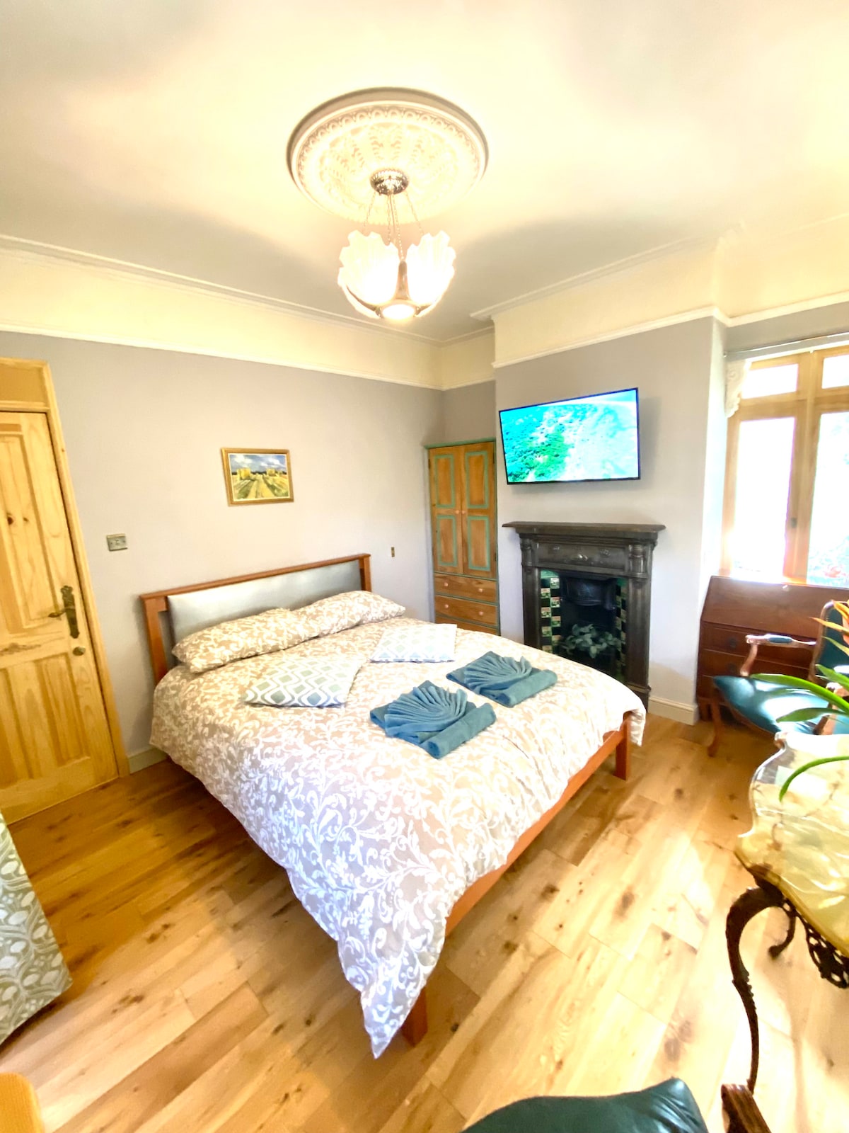 Norwich KING SIZE bed en-suite near UEA & Theatre