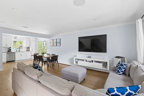 Top Airbnb: East Hampton Escape | Pool & Private Beach Access in Springs