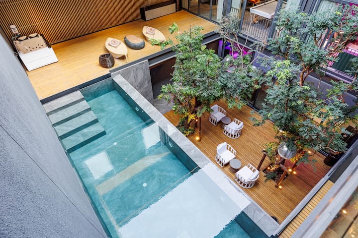 The one曼谷顶级Party空中泳池、电梯别墅Luxury villa （私人KTV）