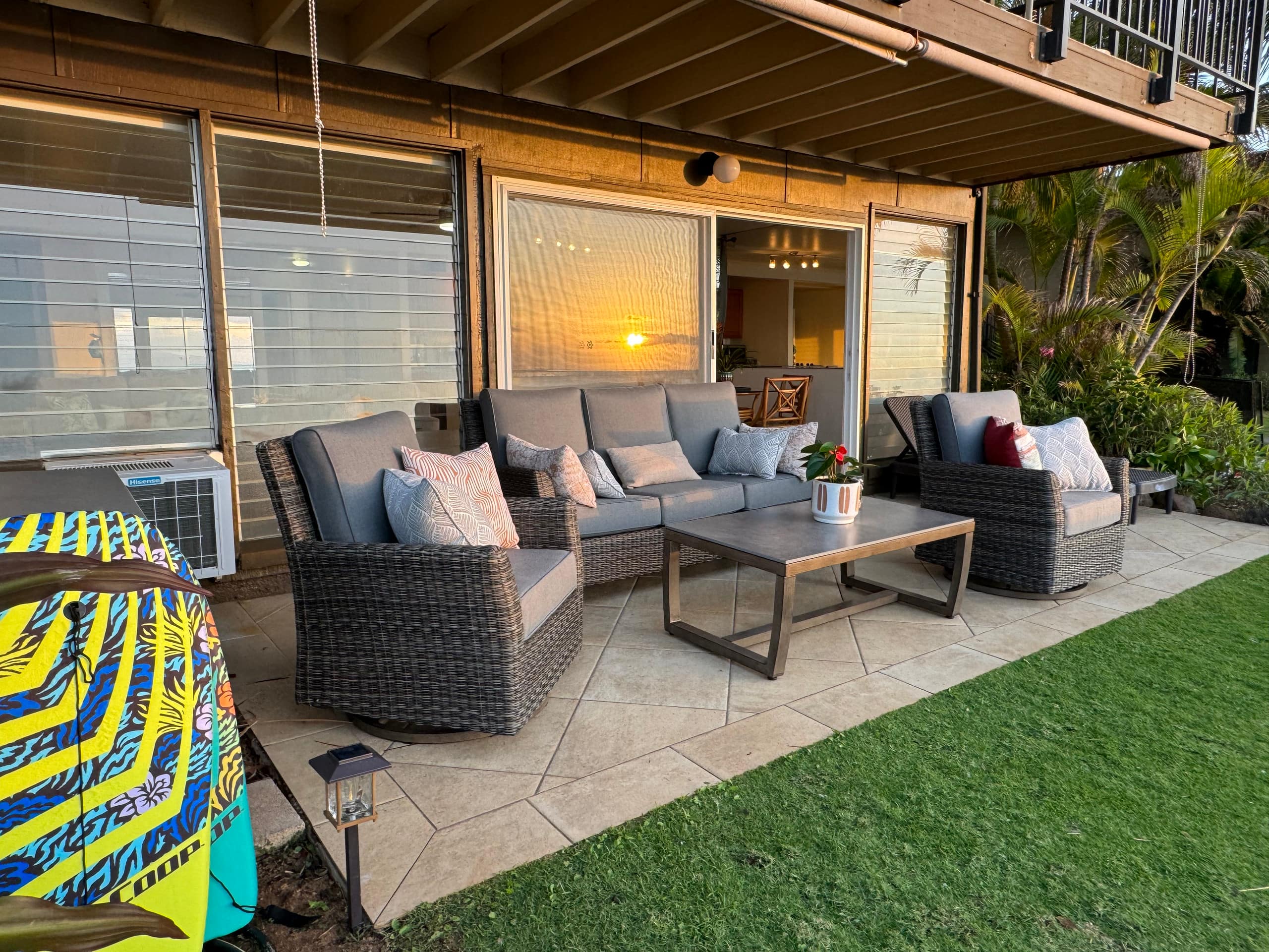 Condo in Lahaina · ★4.87 · 2 bedrooms · 3 beds · 1 bath - Image 38