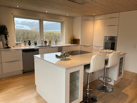 Bright & spacious in Silkeborg