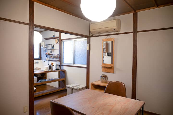 Kyoto Base, 50yr Vintage House, 11 Min Arashiyama - Kameoka