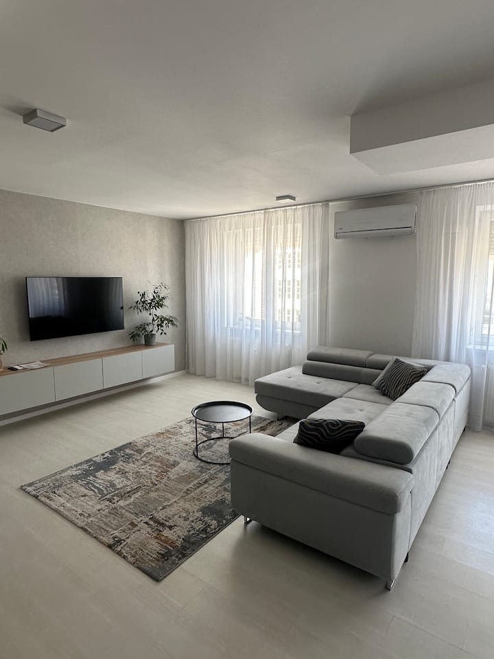 Stylish Apartment in Piestany City Center